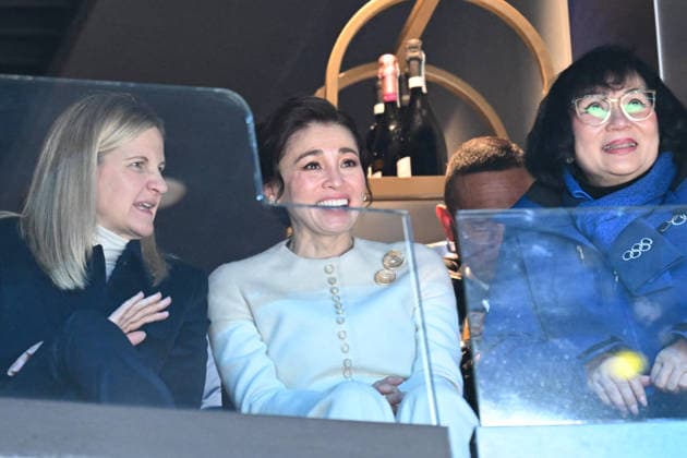 Winter Olympics - Thai Queen Suthida At Ice Hockey Arena Queen of Thailand Suthida Bajrasudhabimalalakshana is seen in the stands during the Women s Gold Medal match between the United States and Canada on day 13 of the Milano Cortina 2026 Winter Olympic games at Milano Santagiulia Ice Hockey Arena on February 19, 2026 in Milan, Italy. Photo by JMP ABACAPRESS.COM Milan Italy  Copyright: xJMP ABACAx