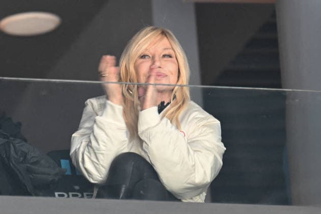 Winter Olympics - Donatella Versace At Ice Hockey Arena Italian fashion designer Donatella Francesca Versace is seen in the stands during the Women s Gold Medal match between the United States and Canada on day 13 of the Milano Cortina 2026 Winter Olympic games at Milano Santagiulia Ice Hockey Arena on February 19, 2026 in Milan, Italy. Photo by JMP ABACAPRESS.COM Milan Italy  Copyright: xJMP ABACAx