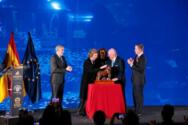 Presentation of the Gorilla 2024 Award to Queen Sofia Queen Sofia receives the Gorilla 2024 Award from the president of Loro Parque, Wolfgang Kiessling, on February 19, 2026, in Las Palmas de Gran Canaria, Canary Islands Spain The award is given in recognition of her commitment to biodiversity conservation 19 FEBRUARY 2026 LAS PALMAS CANARIAS REINA SOFIA REALEZA AWARD Europa Press Canaries 19 02 2026 Las Palmas de Gran Canaria Island Las Palmas de Gran Canaria Island Spain  Copyright: xEuropaxPressxCanariasx 7307513