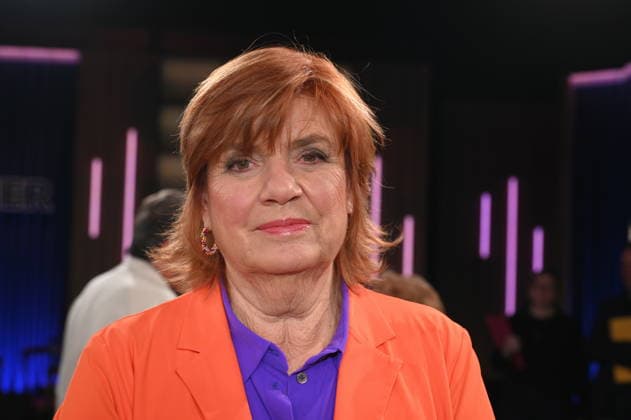 Presenter Christine Westermann is a guest on the WDR talk show Kölner Treff