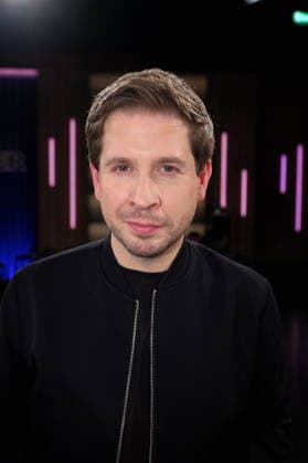 Politician Kevin Kühnert, Secretary General of the SPD from December 2021 to October 2024, now a lobbyist, as a guest on the WDR talk show Kölner Treff