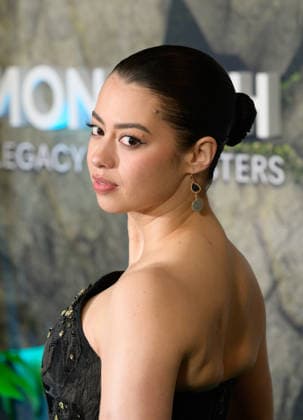 Monarch Legacy of Monsters Premiere - Los Angeles, USA LOS ANGELES, USA. February 19, 2026: Amber Midthunder at the season 2 premiere for Apple s Monarch: Legacy of Monsters at the TCL Chinese Theatre. Los Angeles CA USA  Copyright: xPaulxSmith Featureflashx