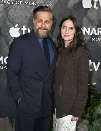 ˜Monarch: Legacy of Monsters™ Season 2 World Premiere Joe Tippett and Sara Bareilles arriving at Apple TV™s Monarch: Legacy of Monsters™ season 2 world premiere held at the TCL Chinese Theatre on February 19, 2026 in Hollywood, Ca. Hollywood TCL Chinese Theatre California USA Copyright: xLeexWatt AFF-USA.COMx