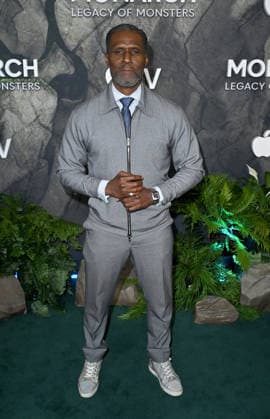 ˜Monarch: Legacy of Monsters™ Season 2 World Premiere Curtiss Cook arriving at Apple TV™s Monarch: Legacy of Monsters™ season 2 world premiere held at the TCL Chinese Theatre on February 19, 2026 in Hollywood, Ca. Hollywood TCL Chinese Theatre California USA Copyright: xLeexWatt AFF-USA.COMx