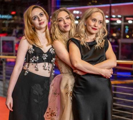 abb Viola Prettejohn Amanda Seyfried and Mona Fastvold on the red carpet at the film premiere The Testament of Ann Leeat the Berlinale 76 International Film Festival at Berlinale Palast on Thursday February 19, 2026 in Berlin Berlin Germany