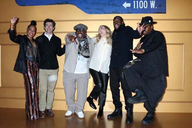 USA - The Neighborhood Series Wrap Party - Studio City LOS ANGELES - FEB 19: Tichina Arnold, Max Greenfield, Cedric the Entertainer, Beth Behrs, Sheaun McKinney, Marcel Spears at The Neighborhood Series Wrap Party at the Radford Studios on February 19, 2026 in Studio City, CA Studio City CA USA  Copyright: xKathyxHutchinsx xHutchinsxPhotox