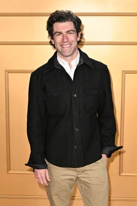 Max Greenfield at the season finale party for the CBS series The Neighborhood at the Radford Studio Center Los Angeles, 19 02 2026 Foto:xD.xStarbuckx xFuturexImagex neighborhood_6244
