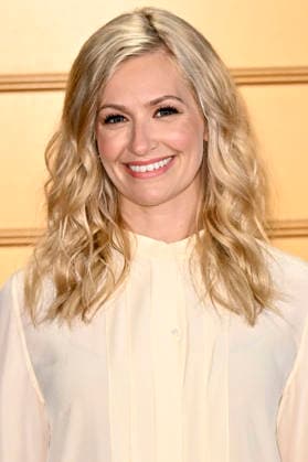 Beth Behrs at the season finale party for the CBS series The Neighborhood at the Radford Studio Center Los Angeles, 19 02 2026 Foto:xD.xStarbuckx xFuturexImagex neighborhood_6211