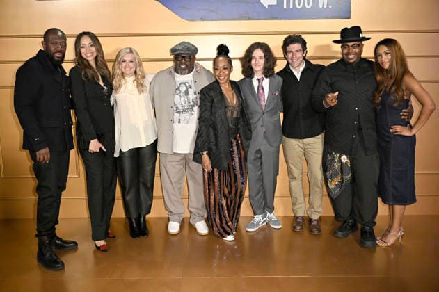 Sheaun McKinney, Amber Stevens, Beth Behrs, Cedric the Entertainer, Tichina Arnold, Hank Greenspan, Max Greenfield, Marcel Spears and Skye Townsend at the season finale party for the CBS series The Neighborhood at the Radford Studio Center Los Angeles, 19 02 2026 Foto:xD.xStarbuckx xFuturexImagex neighborhood_6267