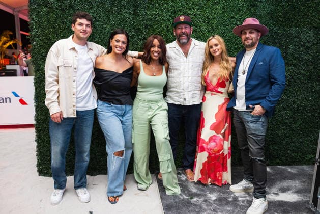 Mike s AmazingÂ® Burger Bash presented by Schweid & SonsÂ® hosted by Rachael Ray and Brooklyn Peltz Beckham Featuring: Nick DiGiovanni, Ashley Graham, Gayle King, Bert Kreischer, Samantha Schnur, & Matt Kuscher Where: Miami, Florida, United States When: 19 Feb 2026 Credit: Seth Browarnik INSTARimages EDITORIAL USE ONLY. NOT FOR USE BY NEWSPAPERS BASED IN THE UK. Copyright: xRichardxAlvarezx instar55487705