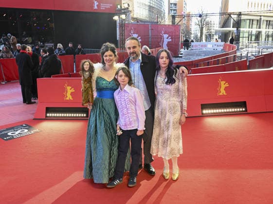 76th Berlin International Film Festival BERLIN, GERMANY - FEBRUARY 20: Cast of Yo (Love Is A Rebellious Bird) poses for the press at the 76th International Berlin International Film Festival (Berlinale), in Berlin, Germany, on February 20, 2026. Halil Sagirkaya Anadolu Berlin Germany. Editorial use only. Please get in touch for any other usage.  Copyright: x2026xAnadoluxHalilxSagirkayax