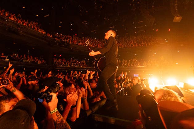 February 19, 2026, Austin, Texas: Celtic Punk legends, Dropkick Murphys, perform to a Sold-out audience on their St Patrick s Day Tour at The ACL Moody Theater in Austin, Texas on February 19th, 2026 (02 19 26). Photo of JEFF DAROSA. Austin  - ZUMAm222 20260219_zap_m222_008 Copyright: xMichaelxMullenixx