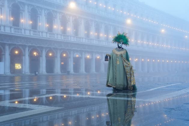Illustration of the Venice Carnival 2026, in Italy, on February 20, 2026 Anne Sophie Guebey Bestimage llustration of the Venice Carnival 2026, in Italy, on February 20, 2026 Venise Italie  Copyright: xAnne-SophiexGuebeyx xBestimagexAnne-SophiexGuebeyx xBestimagex