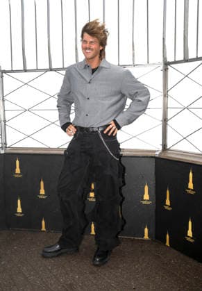 February 20, 2026, New York, Ny, United States: Ruel Vincent van Dijk aka Ruel visits the Empire State Building Ahead of His New York City Stop on the Ã¢â‚¬oeKicking My FeetÃ¢â‚¬Â North American Tour. Held at Empire State Building in New York. Zuma Press February 20, 2026 New York United States  - ZUMAp281 20260220_zea_p281_005 Copyright: xPhotoxImagexPressx