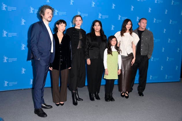 Philip Ettinger, Syra McCarthy, Eleanore Pienta, Beth de Araujo, Mason Reeves, Gemma Chan and Channing Tatum at the photocall for the feature film Josephine at the Berlinale 2026 76 Berlin International Film Festival at the Hotel Grand Hyatt Berlin, 20 02 2026 Foto:xN.xKubelkax xFuturexImagex josephine_6275