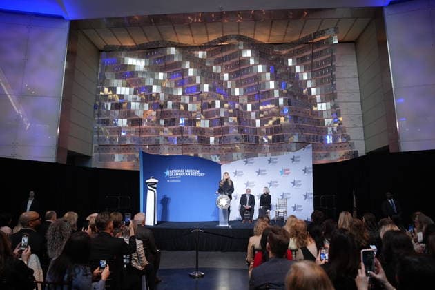 Melania Trump presents her Inaugural Gown - Washington US First Lady Melania Trump presents her 2025 inaugural gown to the Smithsonian First Ladies Collection at the National Museum of American History in Washington on February 20, 2026. The gown, designed by French American fashion and costume designer Herve Pierre, was worn by the First Lady during the 2025 inaugural balls. Photo by Yuri Gripas ABACAPRESS.COM Washington DC United States  Copyright: xGripasxYuri ABACAx
