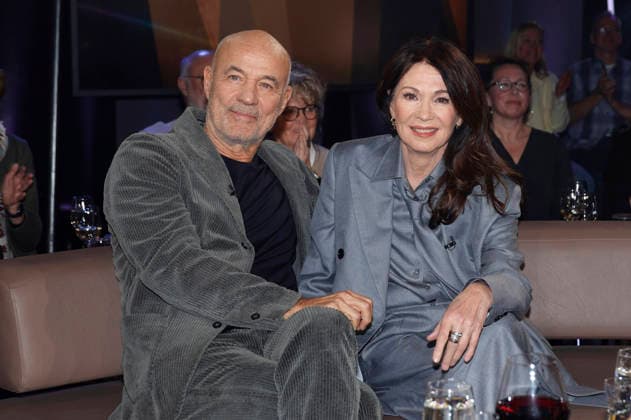 Heiner Lauterbach and Iris Berben at the recording of the NDR Talk Show in the NDR television studio in Lokstedt Hamburg, 20 02 2026 Foto:xH.xHartmannx xFuturexImagex ndr_talk2002_6256