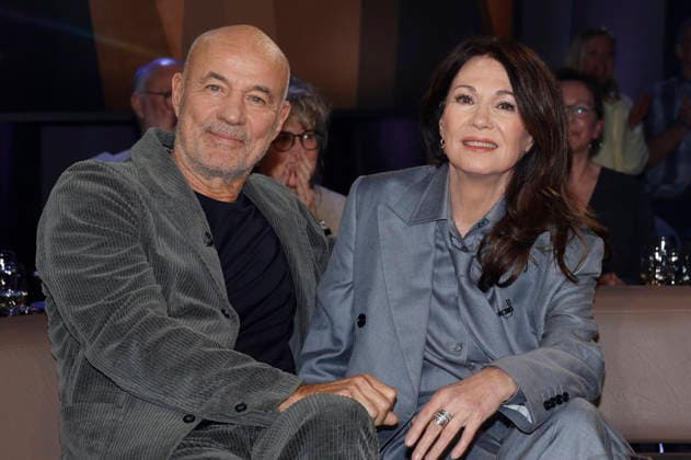Heiner Lauterbach and Iris Berben at the recording of the NDR Talk Show in the NDR television studio in Lokstedt Hamburg, 20 02 2026 Foto:xH.xHartmannx xFuturexImagex ndr_talk2002_6259