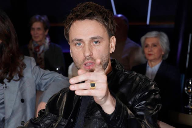 Clueso at the recording of the NDR Talk Show in the NDR television studio Lokstedt Hamburg, 20 02 2026 Foto:xH.xHartmannx xFuturexImagex ndr_talk2002_6274