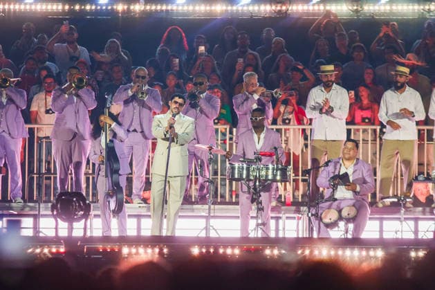 SaO PAULO, SP - 20.02.2026: SHOW BAD BUNNY EM SaO PAULO - Puerto Rican singer Bad Bunny makes his first appearance in Brazil this Friday (20) in Sao Paulo at Allianz Parque with the show of his world tour & 39;DeBÃ TiRAR MaS FOToS& 39;. x2891571x  YurixMurakami