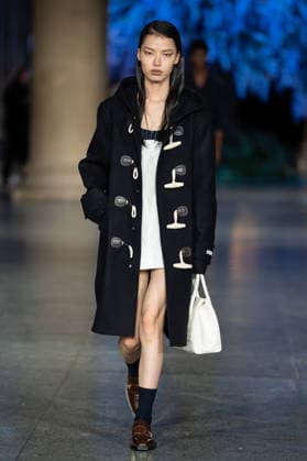 Mithridate - Runway - LFW February 2026 A model walks the runway at the Mithridate show during London Fashion Week February 2026 at the Tate Britain London United Kingdom Copyright: xLounisxTiarx xSOPAxImagesx _DSC8483