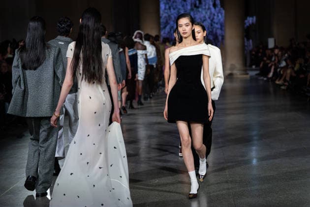 February 20, 2026, London, United Kingdom: A model walks the runway at the Mithridate show during London Fashion Week February 2026 at the Tate Britain London United Kingdom  - ZUMAs197 20260220_aaa_s197_219 Copyright: xLounisxTiarx