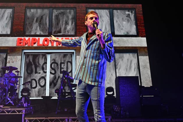 Kaiser Chiefs performing at Eventim Apollo in London LONDON, ENGLAND - FEBRUARY 20: Ricky Wilson of ˜Kaiser Chiefs™ performing at Eventim Apollo on February 20, 2026 in London, England. CAP MAR MAR Great Britain Copyright: xMartinxHarris CapitalxPicturesx