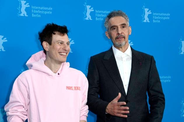 Noah Segan and John Turturro at the photocall for the movie The Only Living Pickpocket in New York at the Berlinale 2026 76 Berlin International Film Festival at the Hotel Grand Hyatt Berlin, 20 02 2026 Foto:xN.xKubelkax xFuturexImagex pickpocket_6315