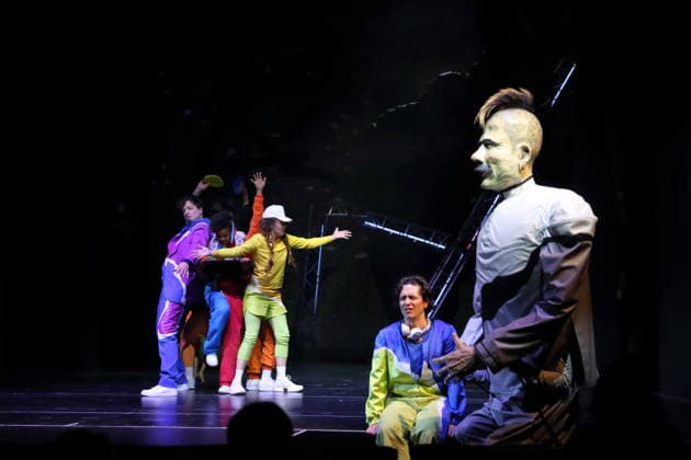 Andrej von Sallwitz, Theresa Henning, Caroline Erdmann, Jan Tsien Beller and Ariel Nil Levy, from left, during the photo rehearsal for Wolf at the Theater an der Parkaue in Berlin, 20 February 2026 By Sasa Stanisic Directed and choreographed by Raphael Moussa Hillebrand Stage and costumes by Jürgen Kirner Premiere is on 24 February 2026 Theater an der Parkaue Berlin Wolf