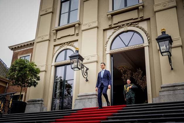 King receives Rob Jetten. The Hague, the Netherlands. 21 Feb 2026 Rob Jetten leaves Huis ten Bosch Palace after meeting King Willem-Alexander. The political leader of D66 has handed over his final report to Speaker of the House Thom van Campen and will be sworn in as Prime Minister in two days. Den Haag Nederland  Copyright: xDPPA POOL PVKx