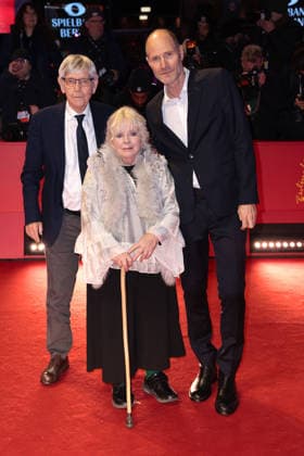 Tom Courtenay, Anna Calder Marshall and Lance Hammer at the Closing Ceremony of the 76th Berlinale International Film Festival on February 21, 2026 in Berlin Berlinale 2026 Closing Ceremony