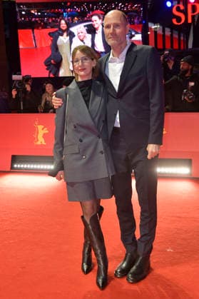 Lance Hammer with companion at the Closing Ceremony with Award Ceremony at the Berlinale 2026 76 Berlin International Film Festival in the Berlinale Palast Berlin, 21 02 2026 Foto:xM.xBehrensx xFuturexImagex closing_6280