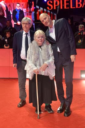 Tom Courtenay, Anna Calder Marshall and Lance Hammer at the Closing Ceremony with Award Ceremony at the Berlinale 2026 76 Berlin International Film Festival in the Berlinale Palast Berlin, 21 02 2026 Foto:xM.xBehrensx xFuturexImagex closing_6283