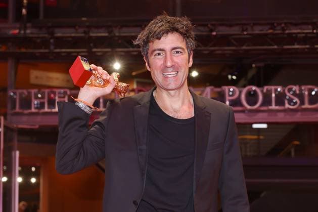 Berlinale Award Winner 2026 Ilker Catak Winner of the Golden Bear of the 76th Berlinale at the Berlinale Palast, Berlin, date 21 02 2026 Copyright: xEventpress Kratschx
