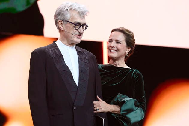 Wim Wenders and Desiree Nosbusch at the Closing Ceremony with Award Ceremony at the Berlinale 2026 76 Berlin International Film Festival in the Berlinale Palast Berlin, 21 02 2026 Foto:xN.xKubelkax xFuturexImagex closing_6323