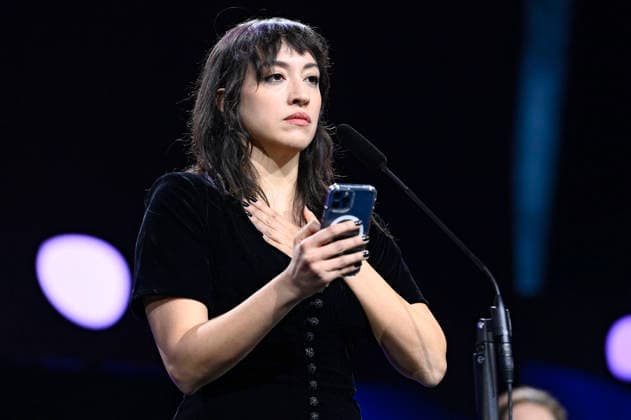 Marie Rose Osta receives the Golden Bear for Best Short Film Yawman ma walad Someday a Child at the Closing Ceremony and Award Ceremony at the Berlinale 2026 76 Berlin International Film Festival in the Berlinale Palast Berlin, 21 02 2026 Foto:xN.xKubelkax xFuturexImagex closing_6333