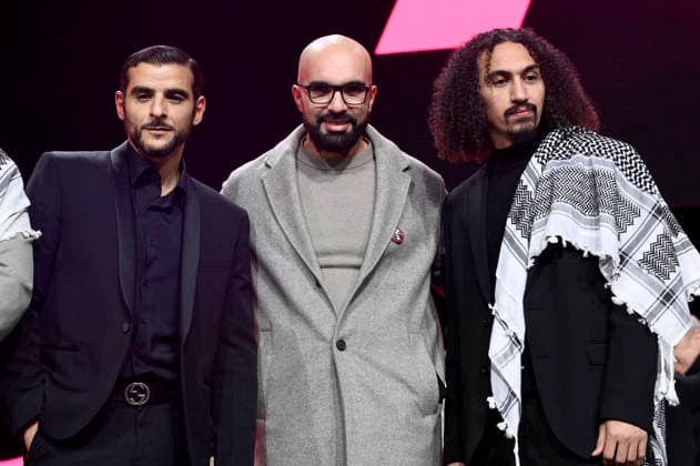 Sofiane Zermani, Taqiyeddine Issaad and Abdallah Alkhatib receive the award for Best First Feature Chronicles From the Siege at the Closing Ceremony and Award Ceremony at the Berlinale 2026 76 Berlin International Film Festival in the Berlinale Palast Berlin, 21 02 2026 Foto:xN.xKubelkax xFuturexImagex closing_6342