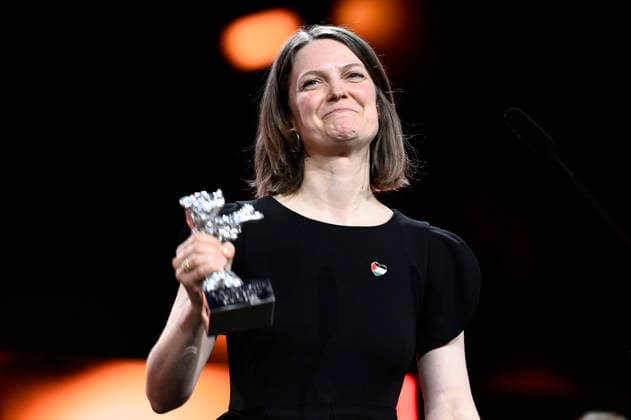 Genevieve Dulude de Celles with the Silver Bear for Best Screenplay for Nina Roza at the Closing Ceremony with Award Ceremony at the Berlinale 2026 76 Berlin International Film Festival in the Berlinale Palast Berlin, 21 02 2026 Foto:xN.xKubelkax xFuturexImagex closing_6348