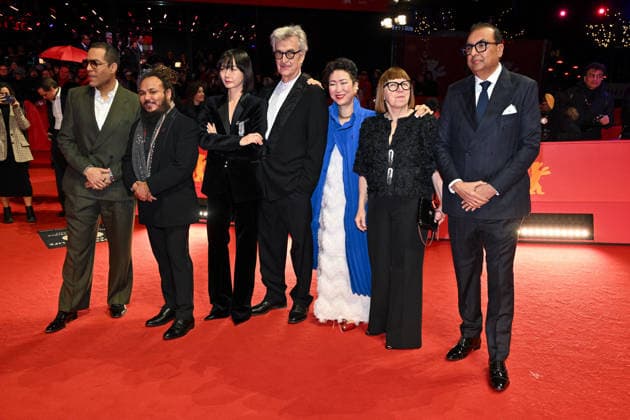 76th Berlin Film Festival Closing Ceremony Reinaldo Marcus Green, Min Bahadur Bham, Bae Doona, Wim Wenders, Hikari, Ewa Puszczynska and Shivendra Singh Dungarpur attending Closing Ceremony of the 76th Berlin International Film Festival in Berlin, Germany on 21 February 2026. Photo by Julien Reynaud APS-Medias ABACAPRESS.COM Berlin  Copyright: xReynaudxJulien APS-Medias ABACAx