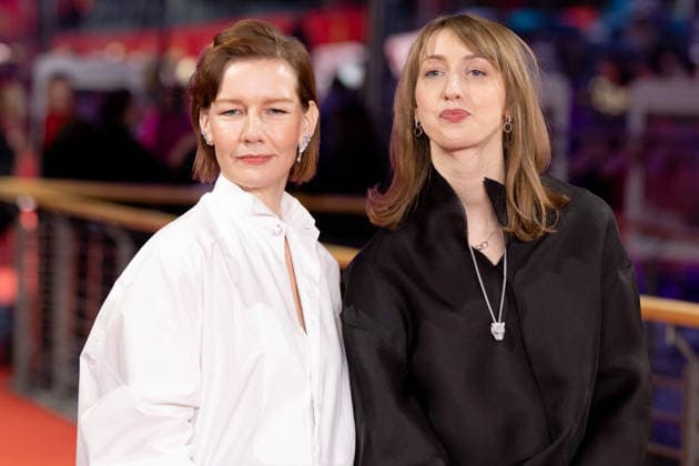 Award ceremony, Berlinale red carpet, Berlin, 21 02 2026 Sandra Hueller, Caro Braun on the red carpet before the closing gala of the 76th Berlinale at the Theater am Potsdamer Platz Berlin on 21 02 2026 The 76th Berlin International Film Festival takes place from February 12 to 22, 2026 Berlin Theater am Potsdamer Platz Copyright: xJensxFinkex