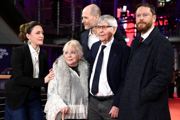 Guest, Anna Calder Marshall, Lance Hammer, Tom Courtenay andTristan Goligher at the Closing Ceremony with Award Ceremony at the Berlinale 2026 76 Berlin International Film Festival at the Berlinale Palast Berlin, 21 02 2026 Foto:xN.xKubelkax xFuturexImagex closing_6490