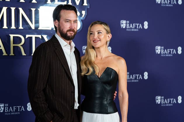 EE BAFTA Film Awards 2026 Nominees Party in London, UK - 21 Feb 2026 Danny Fujikawa (L) and Kate Hudson (R) attend the Nominees Party for the EE BAFTA Film Awards 2026 at the National Portrait Gallery. London United Kingdom Copyright: xLounisxTiarx xSOPAxImagesx _DSC9529