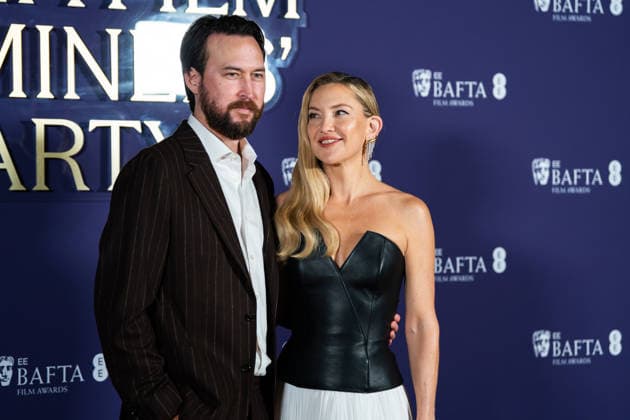 February 21, 2026, London, United Kingdom: Danny Fujikawa (L) and Kate Hudson (R) attend the Nominees Party for the EE BAFTA Film Awards 2026 at the National Portrait Gallery. London United Kingdom  - ZUMAs197 20260221_aaa_s197_284 Copyright: xLounisxTiarx