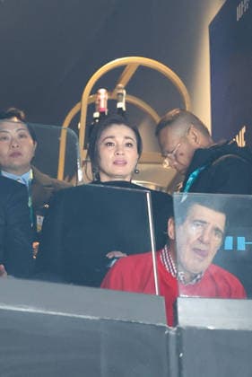 Winter Olympics - Ice Hochey - Queen Of Thailand At USA v Canada Queen of Thailand Suthida Bajrasudhabimalalakshana during the Men s Gold Medal match between Canada and the United States on day 16 of the Milano Cortina 2026 Winter Olympic games at Milano Santagiulia Ice Hockey Arena on February 22, 2026 in Milan, Italy. Photo by Alexis Jumeau ABACAPRESS.COM Milan Italy  Copyright: xJumeauxAlexis ABACAx