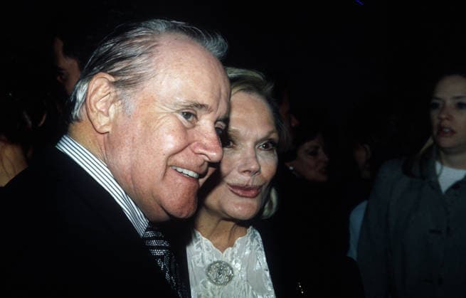 Jack Lemmon Dead @ 76 Apr 22, 1998; Los Angeles, CA, USA; Actor JACK LEMMON & wife FELICIA @ A Salute to Carols. JACK LEMMON (76) was born in Boston, Feb. 28, 1925 & died of cancer June 27, 2001.. Copyright: xLucyxBoswellx