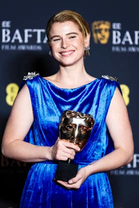 Jessie Buckley with the award for Best Actress in a Leading Role in Hamnet at the BAFTA Film Awards 2026 79th British Academy Film Awards at the Royal Festival Hall London, 22 02 2026 Foto:xJ.xEdwardsx xFuturexImagex bafta_6219