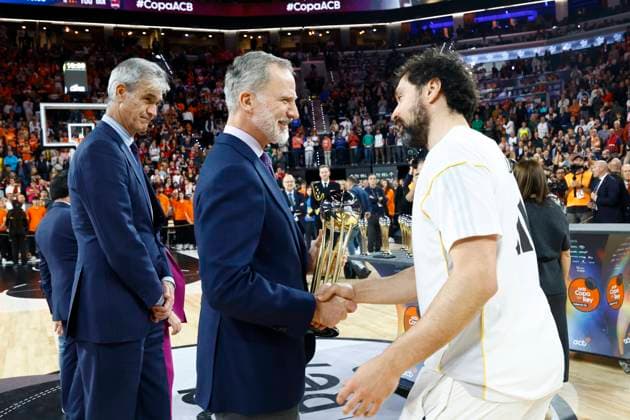 Spanish King Felipe VI during King s Cup Finals match between Real Madrid vs Baskonia in Valencia. 22 February 2026 Cordon Press 