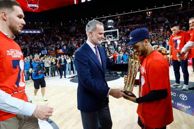 Spanish King Felipe VI during King s Cup Finals match between Real Madrid vs Baskonia in Valencia. 22 February 2026 Cordon Press 
