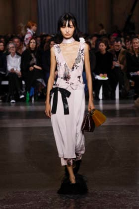 Erdem Fashion Show Ready to Wear Collection Fall Winter 2026 2027 during London Fashion Week LFW February 22nd, 2026 Erdem Fashion Show Ready to Wear Fall Winter 2026 2027 Collection during London Fashion Week LFW February 22nd, 2026 London United Kingdom  Copyright: xAgencex xBestimagexAgencex xBestimagex