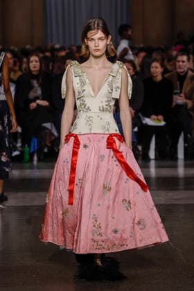 Erdem Fashion Show Ready to Wear Collection Fall Winter 2026 2027 during London Fashion Week LFW February 22nd, 2026 Erdem Fashion Show Ready to Wear Fall Winter 2026 2027 Collection during London Fashion Week LFW February 22nd, 2026 London United Kingdom  Copyright: xAgencex xBestimagexAgencex xBestimagex